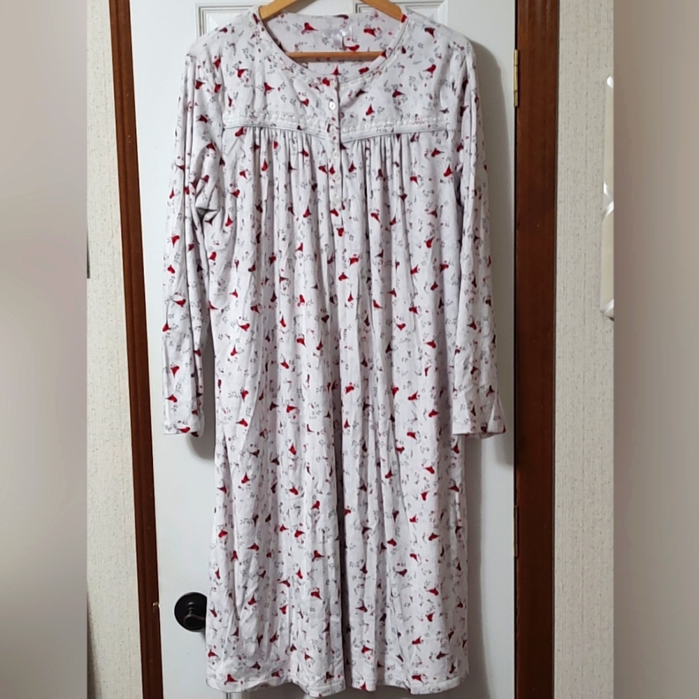 Secret Treasures Women's Nightgown